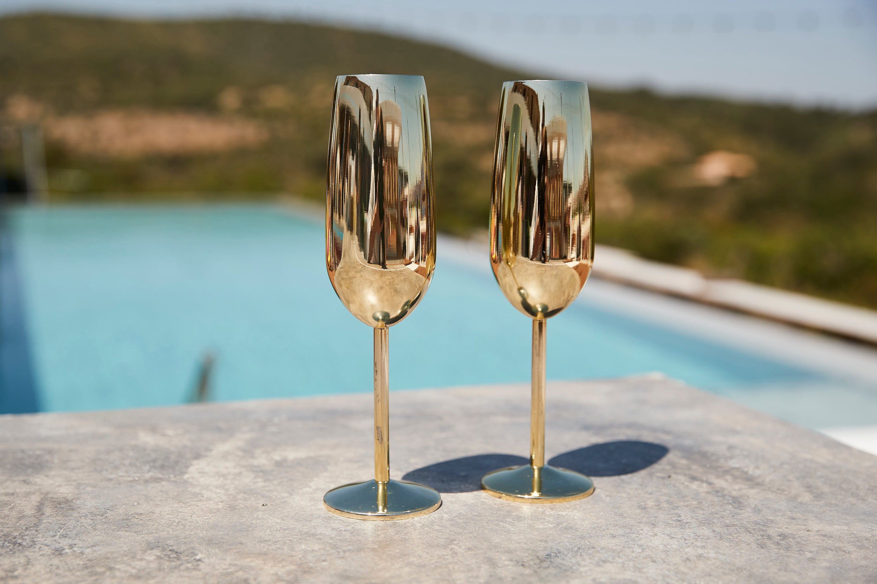 NEW! Official Love Island Gold Champagne Flutes - Set of 2